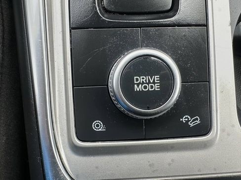 Used 2022 Ford Explorer Limited w/ Equipment Group 301A image 47