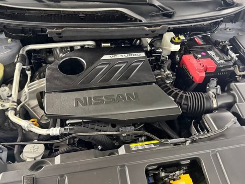 Used 2022 Nissan Rogue Platinum w/ Head-Up Display Package image 32