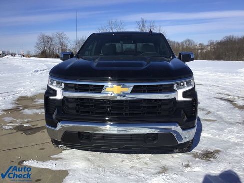 Used 2026 Chevrolet Silverado 1500 LT w/ All Star Edition Plus image 9