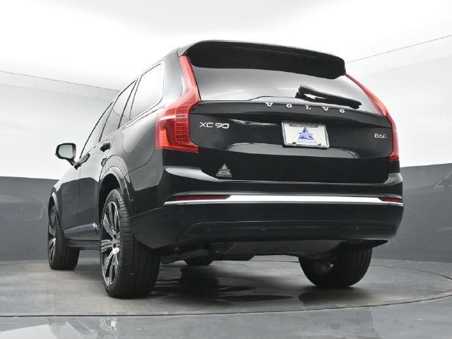 Used 2023 Volvo XC90 B6 Ultimate w/ Protection Package Premier AWD/4WD image 38