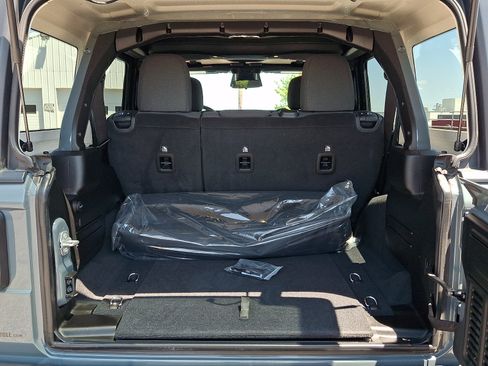 Certified 2025 Jeep Wrangler Unlimited Sport AWD/4WD image 29