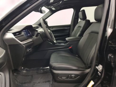 New 2026 Jeep Grand Cherokee L 4WD image 20