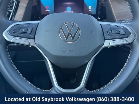 Certified 2024 Volkswagen Atlas SE image 41