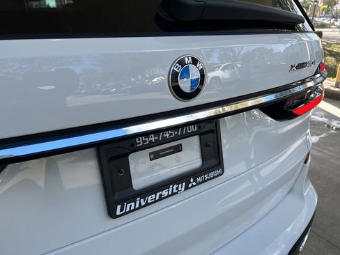 Used 2024 BMW X7 xDrive40i w/ Executive Package image 18