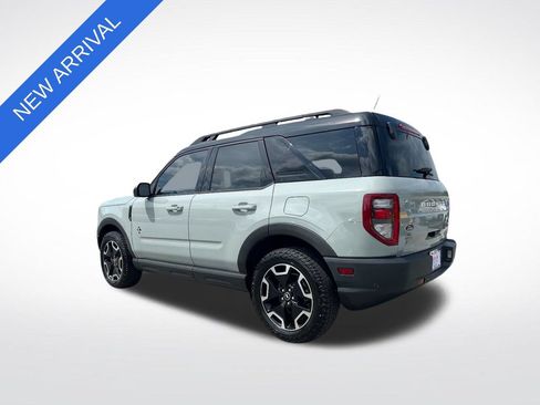 Used 2022 Ford Bronco Sport Outer Banks w/ Tech Package AWD/4WD image 5