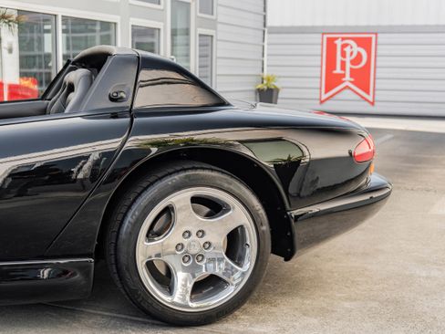 Used 2000 Dodge Viper RT/10 RWD image 5