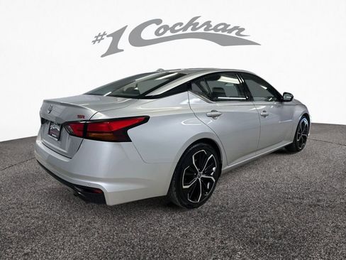 Used 2023 Nissan Altima 2.5 SR image 23