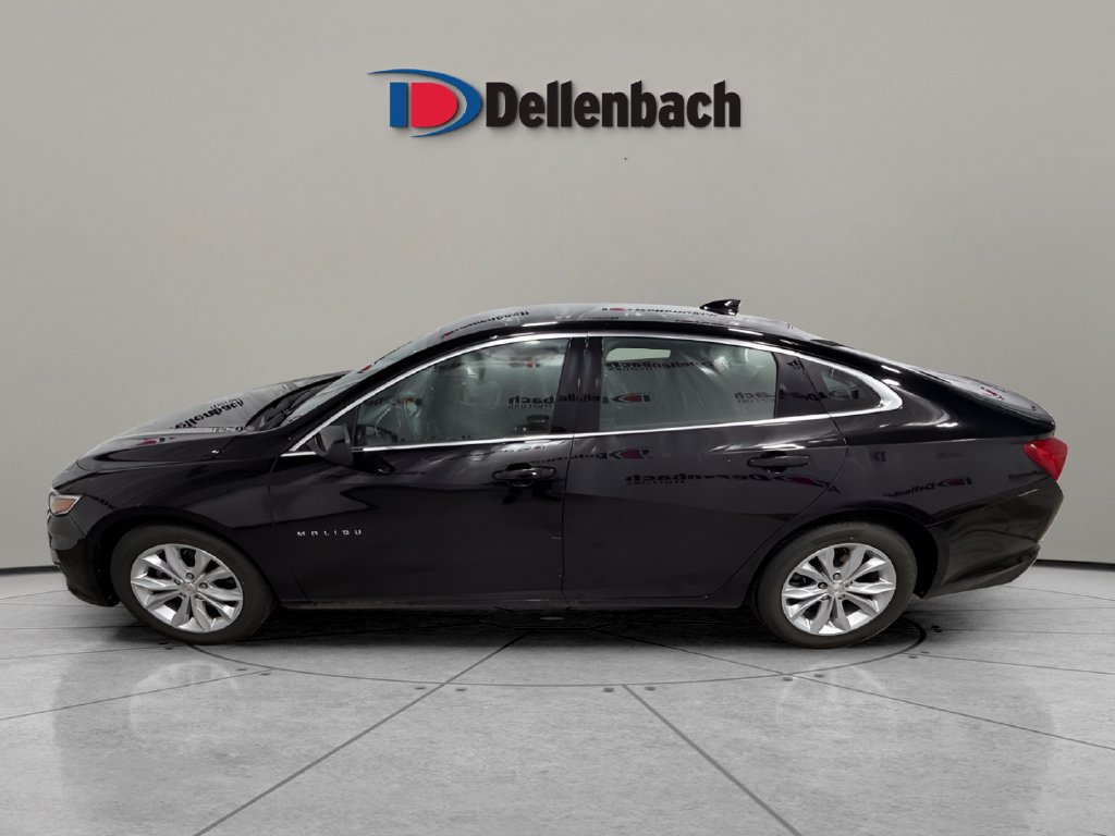 Used 2025 Chevrolet Malibu LT FWD image 2