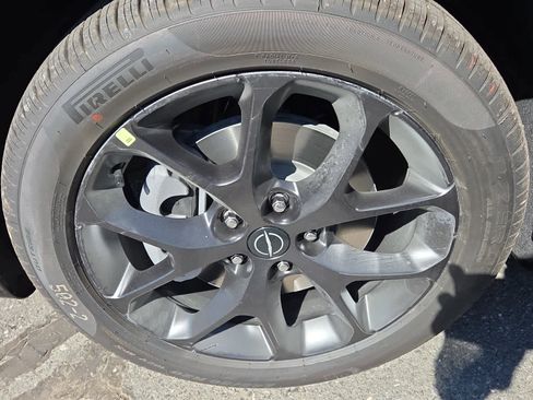 New 2026 Chrysler Pacifica Limited w/ S Appearance Package image 33