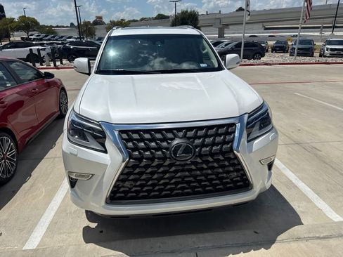 Used 2020 Lexus GX 460 Premium w/ Premium Package AWD/4WD image 15