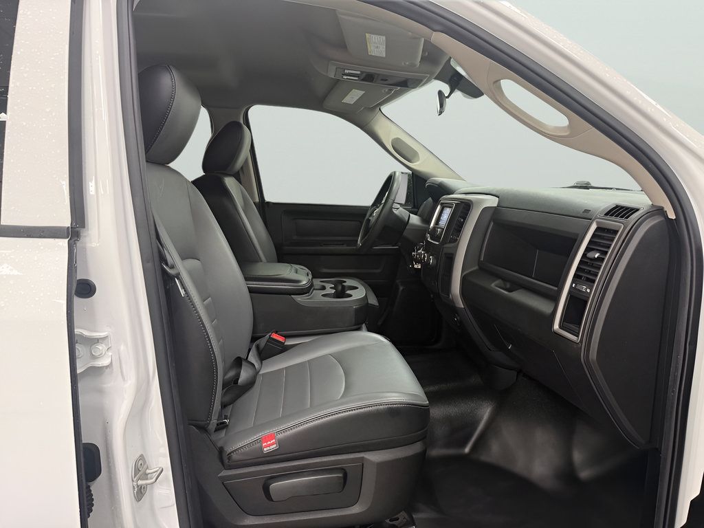 Used 2022 RAM 1500 Tradesman RWD image 12