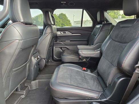Used 2026 Ford Explorer ST w/ Sun And Sound Package RWD image 14
