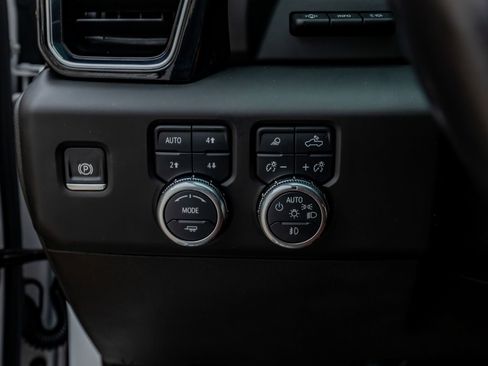 Used 2024 GMC Sierra 1500 Denali Ultimate AWD/4WD image 22