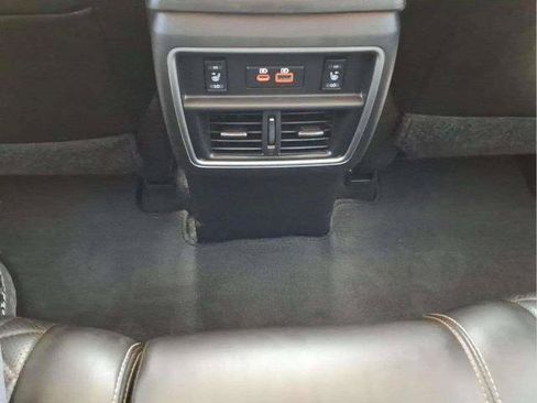 Certified 2023 Nissan Murano Platinum w/ Cargo Package FWD image 12
