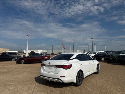 Certified 2025 Nissan Sentra SV w/ All-Weather Package FWD image 22