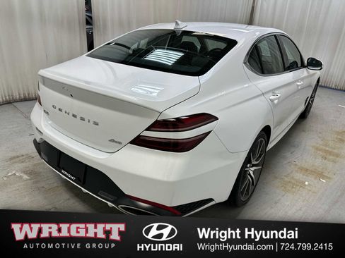 Certified 2025 Genesis G70 2.5T image 6