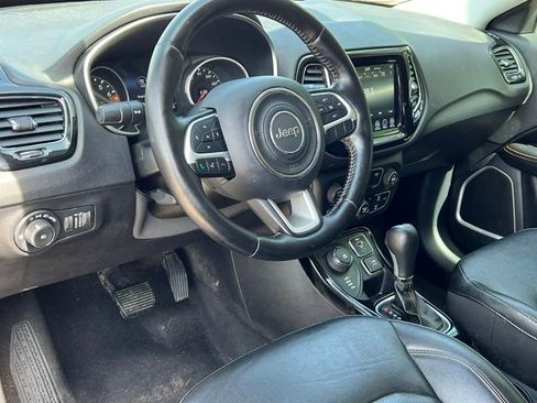 Used 2020 Jeep Compass Limited AWD/4WD image 17