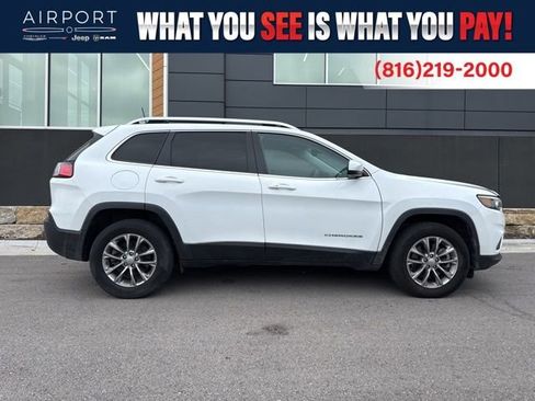 Used 2021 Jeep Cherokee Latitude Lux w/ Mopar Interior Package AWD/4WD image 1