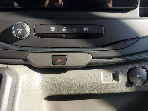 New 2026 Ford Transit 250 148 Medium Roof RWD image 25