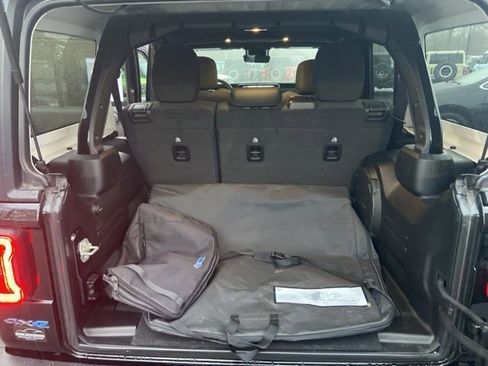 Used 2024 Jeep Wrangler Unlimited Rubicon 4xe w/ Technology Group image 14