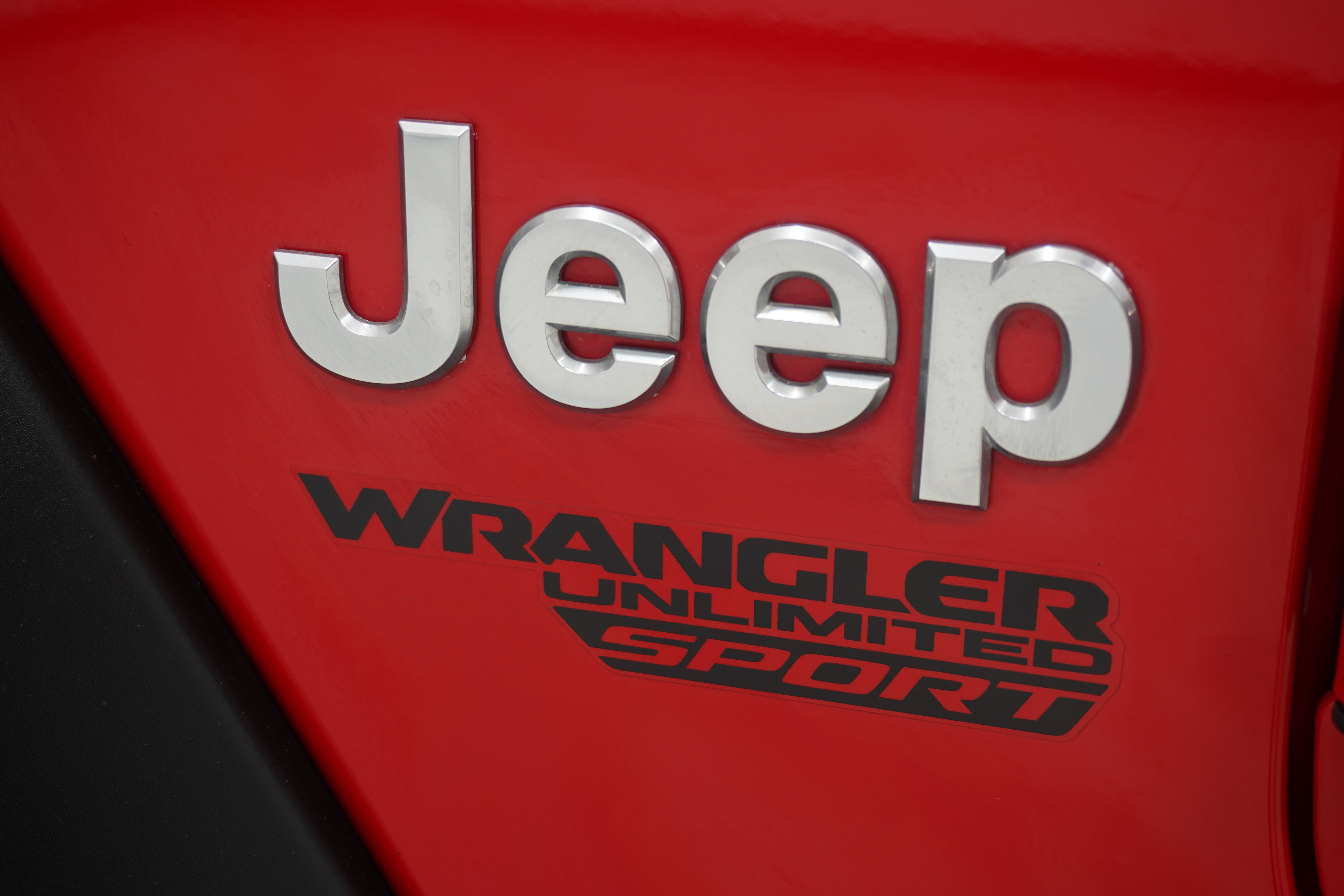 Used 2019 Jeep Wrangler Unlimited Sport S AWD/4WD image 9