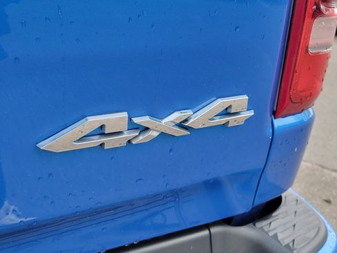 Used 2020 RAM 1500 Laramie w/ Sport Appearance Package image 6