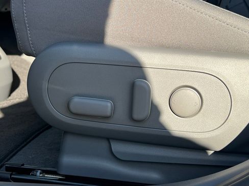 New 2026 Hyundai Ioniq 5 SE image 23