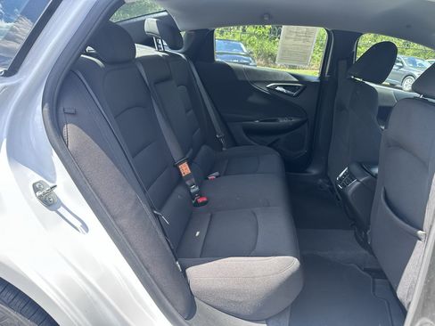 Used 2025 Chevrolet Malibu LT FWD image 22