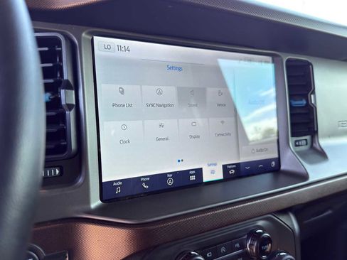 Used 2022 Ford Bronco Outer Banks AWD/4WD image 18