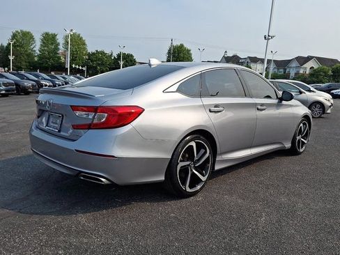 Used 2019 Honda Accord Sport image 8
