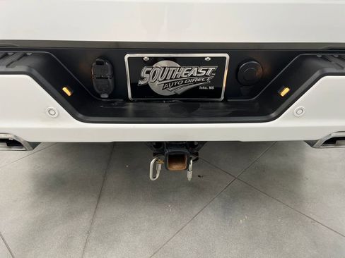 Used 2021 GMC Sierra 1500 AT4 w/ AT4 Value Package AWD/4WD image 32