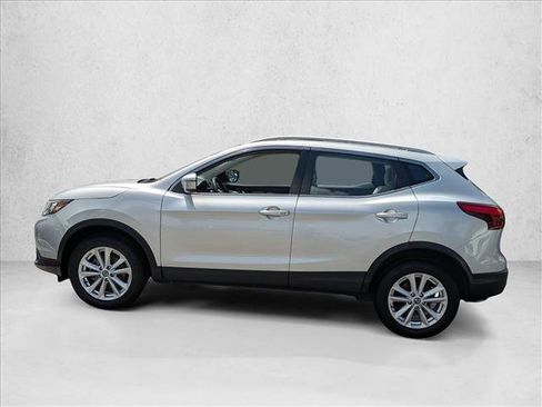 Used 2019 Nissan Rogue Sport SV image 9