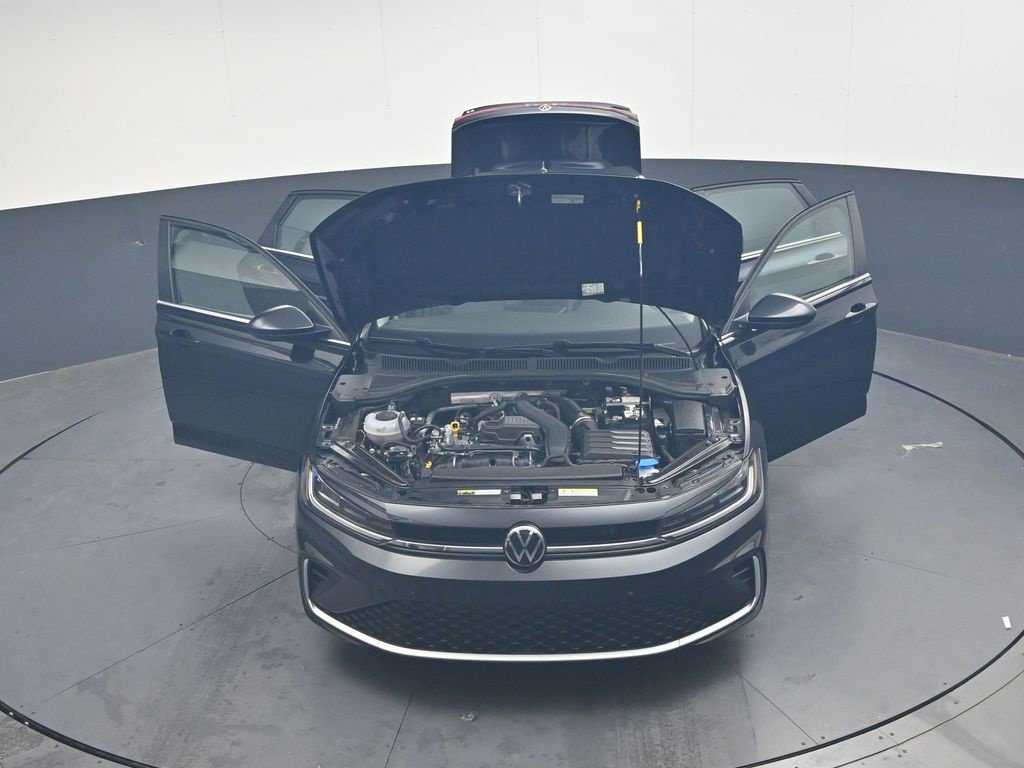 Used 2025 Volkswagen Jetta SE FWD image 43