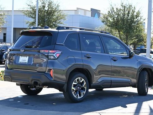 New 2025 Subaru Forester Premium image 3