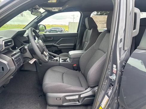 New 2026 Toyota 4Runner SR5 AWD/4WD image 10