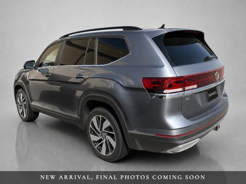 Used 2024 Volkswagen Atlas SE FWD image 6