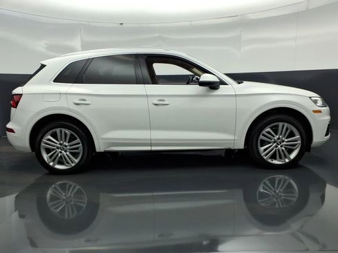 Used 2018 Audi Q5 2.0T Premium Plus w/ Premium Plus Package image 2