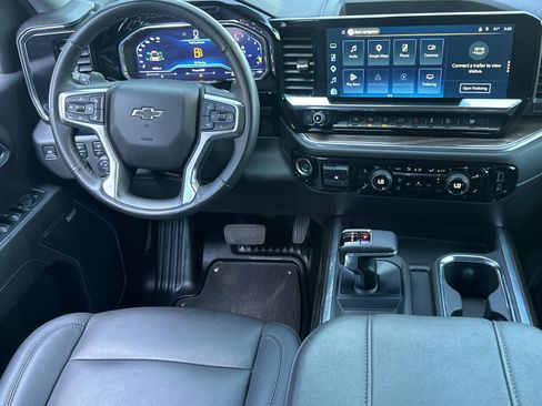 Used 2025 Chevrolet Silverado 1500 RST AWD/4WD image 14