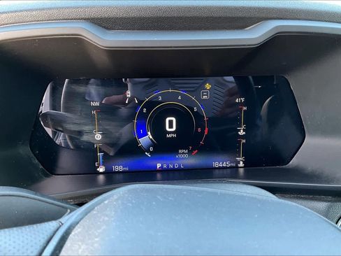 Used 2023 Chevrolet Colorado W/T image 22