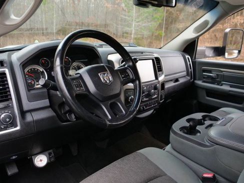 Used 2014 RAM 3500 Big Horn image 2