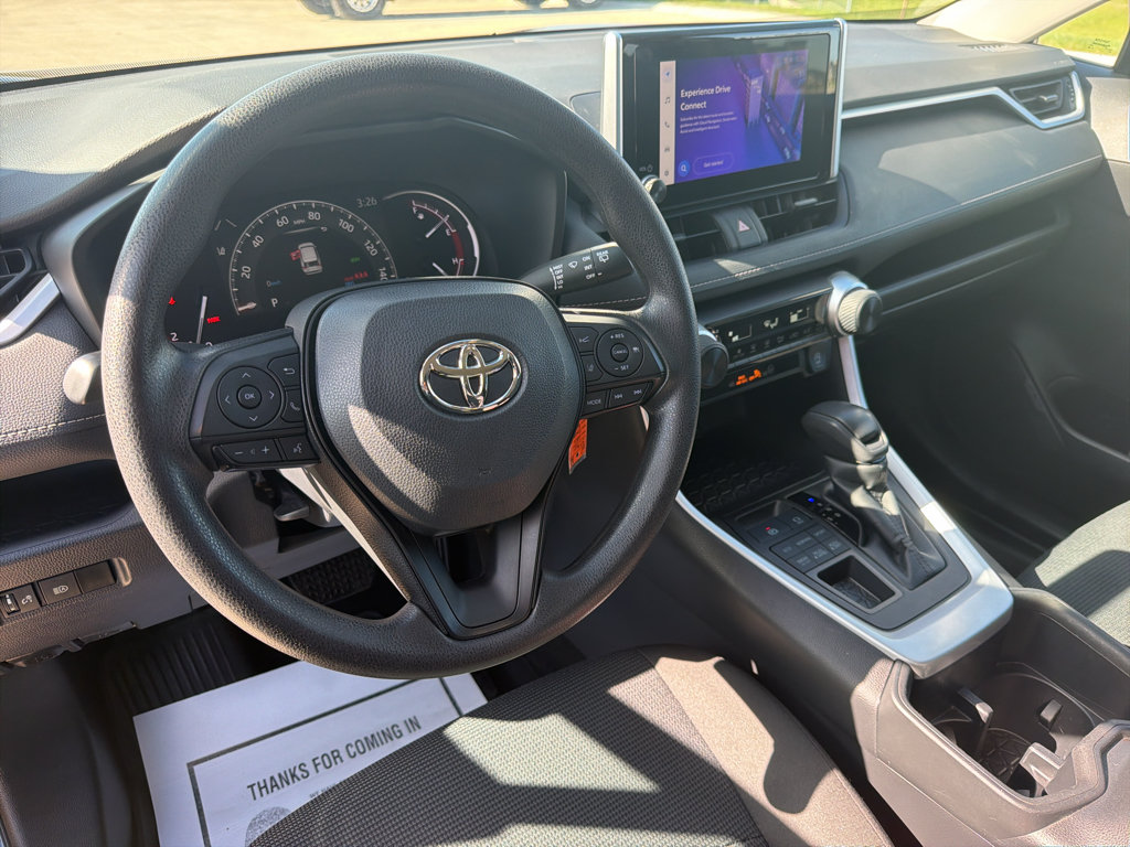 Used 2023 Toyota RAV4 LE AWD/4WD image 12