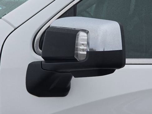 Used 2024 GMC Sierra 1500 SLT image 51