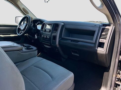 Used 2013 RAM 1500 Express RWD image 22