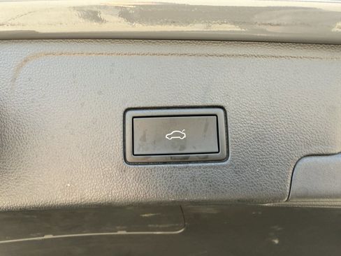 Used 2024 Volkswagen Atlas Cross Sport SEL R-Line w/ Adventure Package image 41