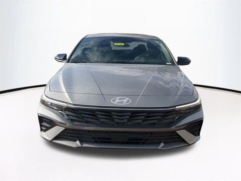 New 2026 Hyundai Elantra SEL Sport Premium FWD image 3