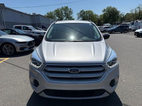 Used 2018 Ford Escape SEL FWD image 3