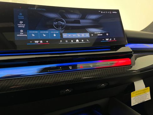 New 2026 BMW M5 Touring image 29