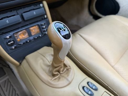 Used 2000 Porsche 911 Carrera RWD image 33