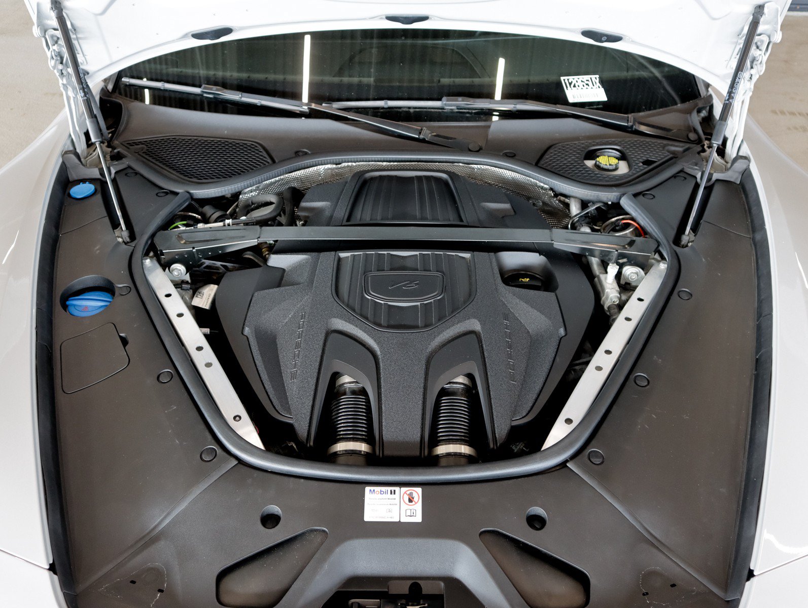 Certified 2024 Porsche Panamera RWD image 30
