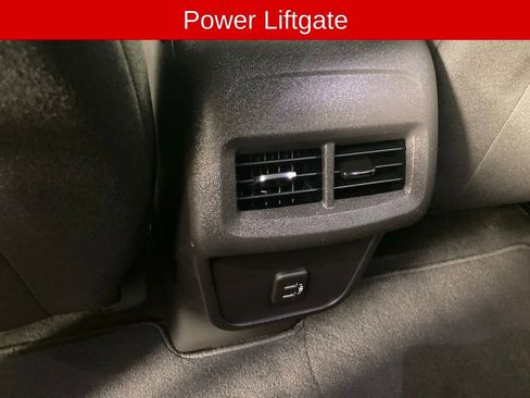 Used 2024 Chevrolet Equinox LT image 16